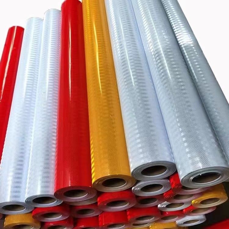 商業 1.24 メートル * 45.7 メートル交通安全のための PVC プリズム反射シート ロール